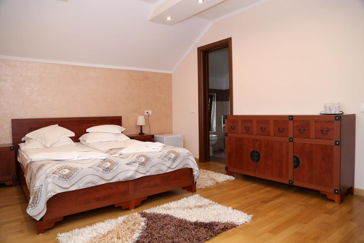 Hotel Oli House Alba Iulia Exteriér fotografie