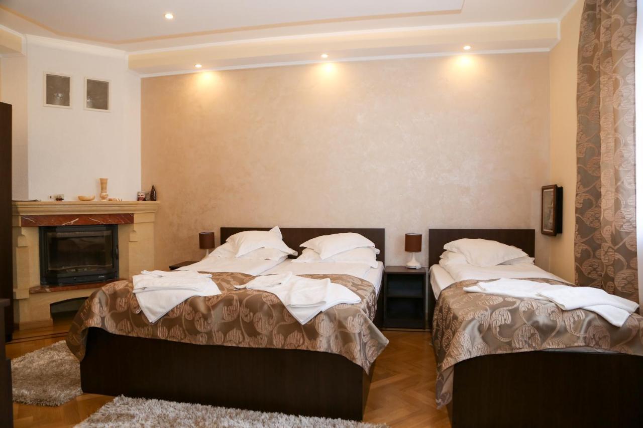 Hotel Oli House Alba Iulia Pokoj fotografie